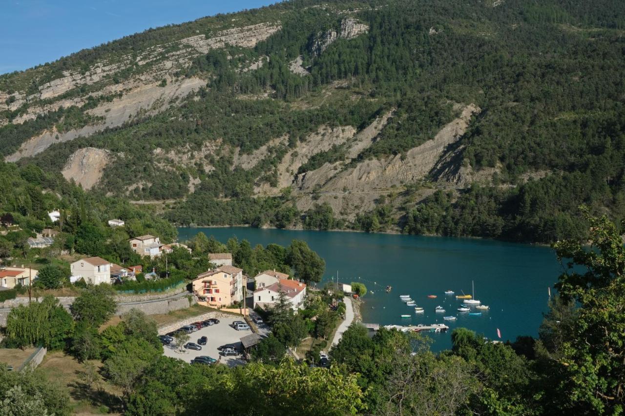 "Verdon Yourtes" Camping A La Ferme Hotel Angles  Exterior photo